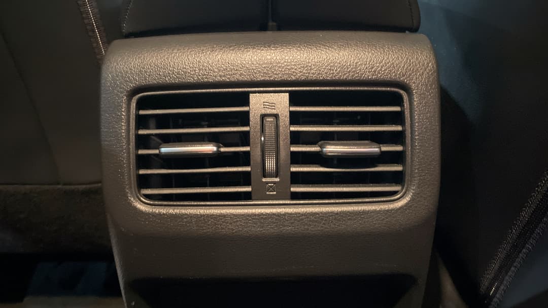 2023 Nissan X-trail St-l (2WD), Automatic, 26126 km, Rear A/C Vent