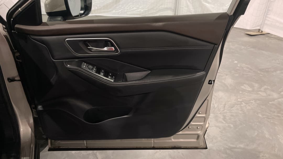 2023 Nissan X-trail St-l (2WD), Automatic, 26126 km, Speaker View