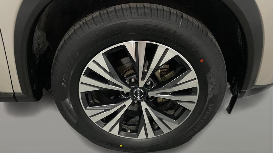 2023 Nissan X-trail St-l (2WD), Automatic, 26126 km, Right Front Wheel