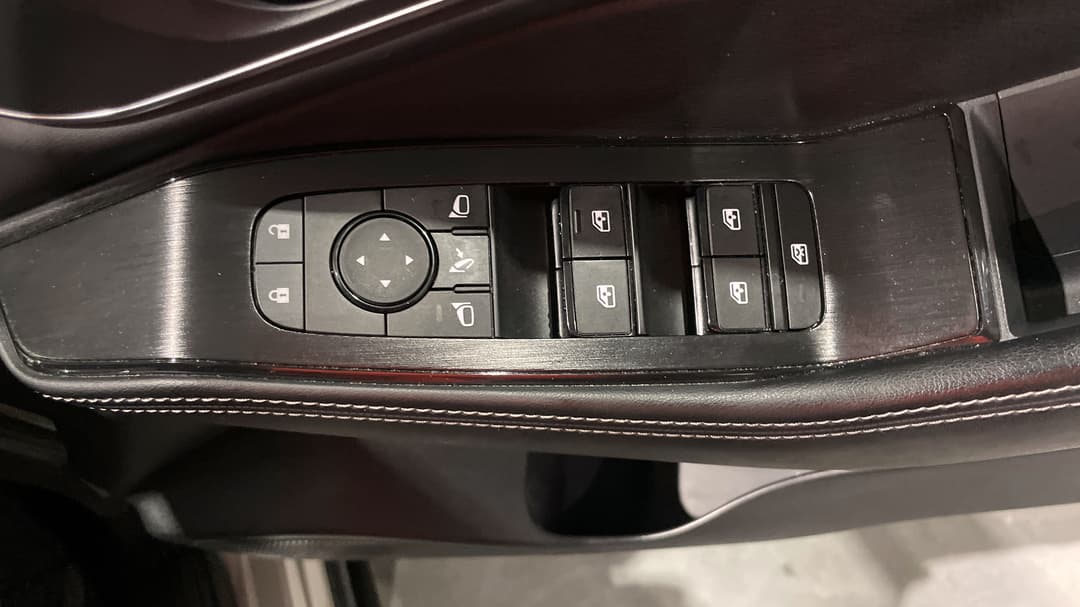 2023 Nissan X-trail St-l (2WD), Automatic, 26126 km, Drivers Side Door Panel Controls