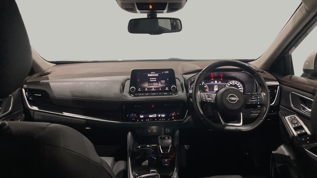 2023 Nissan X-trail St-l (2WD), Automatic, 26126 km, Dashboard View
