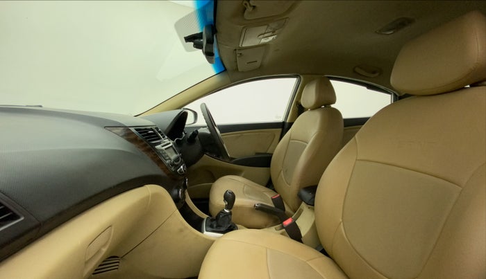 2014 Hyundai Verna FLUIDIC 1.4 VTVT CX, Petrol, Manual, 78,290 km, Right Side Front Door Cabin