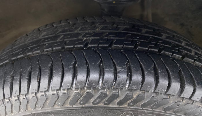 2017 Maruti Alto K10 VXI P, Petrol, Manual, 10,174 km, Left Front Tyre Tread