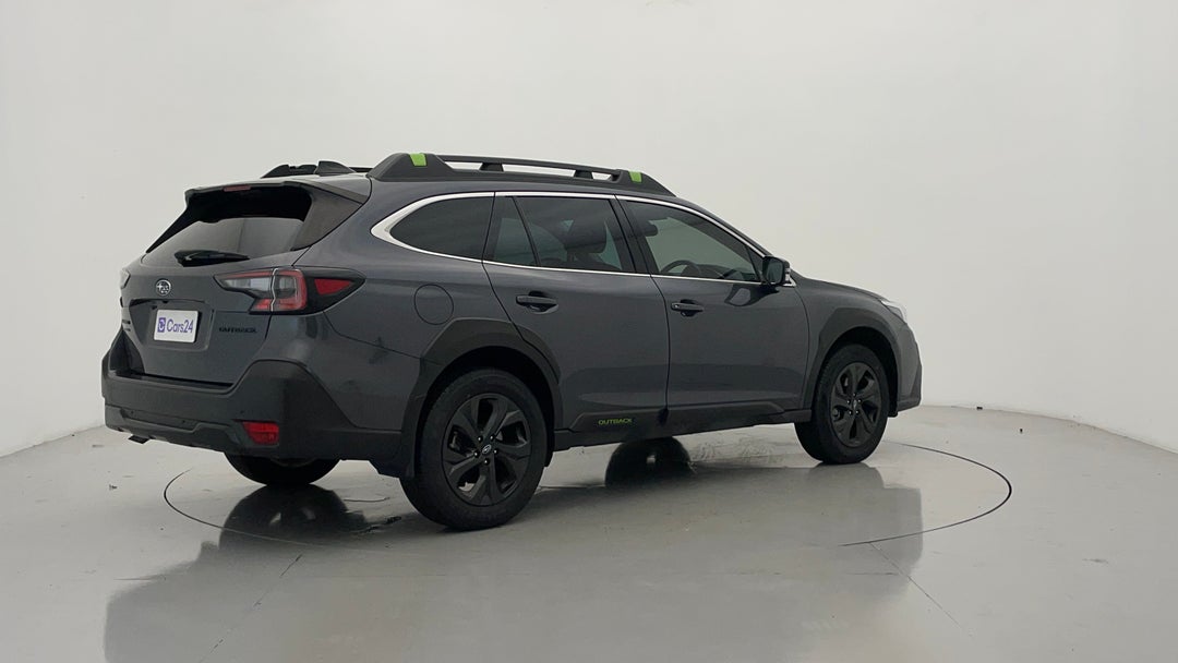 Right Back Diagonal (45- Degree) View