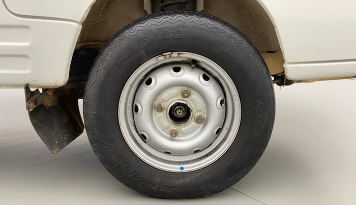 2018 Maruti Omni 5 STR, Petrol, Manual, 20,333 km, Right Front Wheel