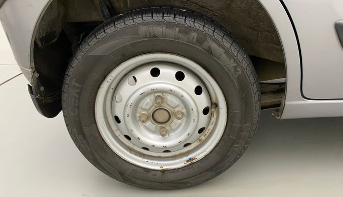 2017 Maruti Wagon R 1.0 LXI CNG, CNG, Manual, 80,479 km, Right Rear Wheel
