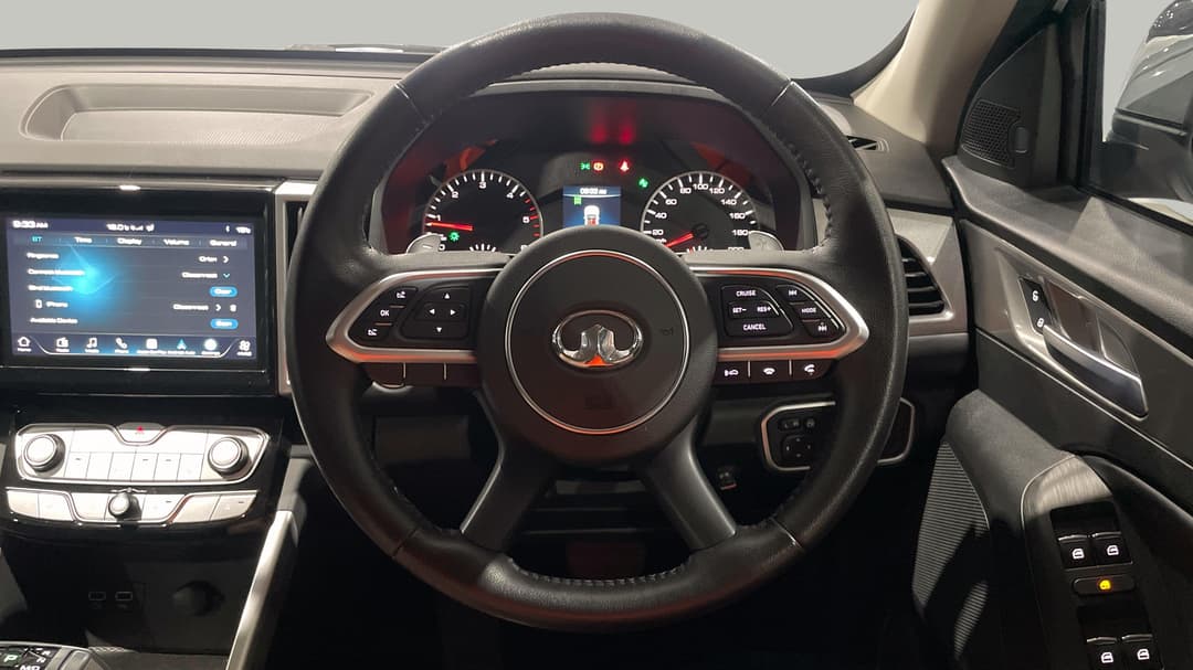 2024 GWM Ute Cannon-l (4x4), Automatic, 42385 km, Steering Wheel Close-up