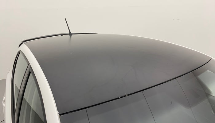 2017 Volkswagen Polo COMFORTLINE 1.2L, Petrol, Manual, 61,546 km, Roof
