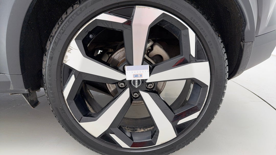 2023 Nissan Juke St-l, Automatic, 63341 km, Wheels Rim Rear LHS Gutter Rash