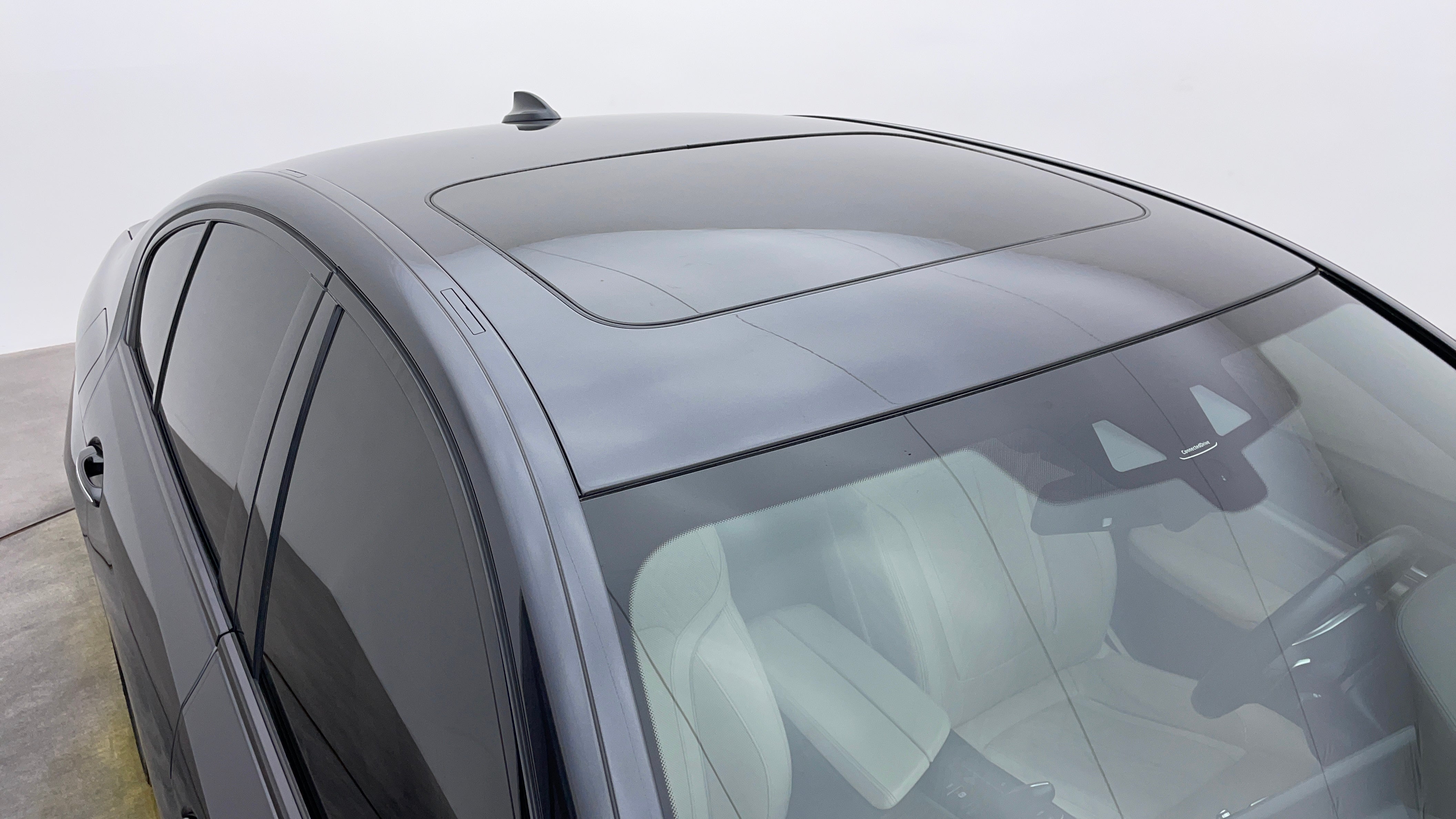 BMW 5 Series-Roof/Sunroof View