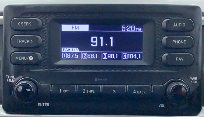2020 Hyundai VENUE S 1.2, Petrol, Manual, 30,582 km, Infotainment System