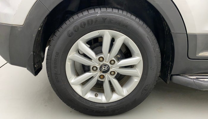 2015 Hyundai Creta SX PLUS 1.6 PETROL, Petrol, Manual, 81,642 km, Right Rear Wheel