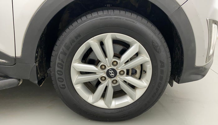 2015 Hyundai Creta SX PLUS 1.6 PETROL, Petrol, Manual, 81,642 km, Right Front Wheel