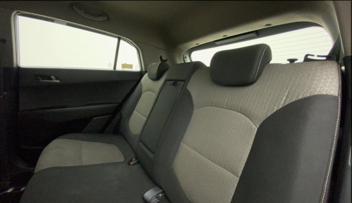 2015 Hyundai Creta SX PLUS 1.6 PETROL, Petrol, Manual, 81,642 km, Right Side Rear Door Cabin