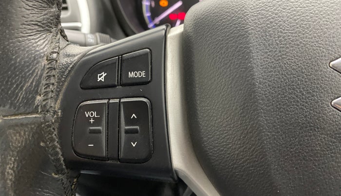 2018 Maruti S Cross ZETA 1.3 SHVS, Diesel, Manual, 92,395 km, Steering wheel - Phone control not functional