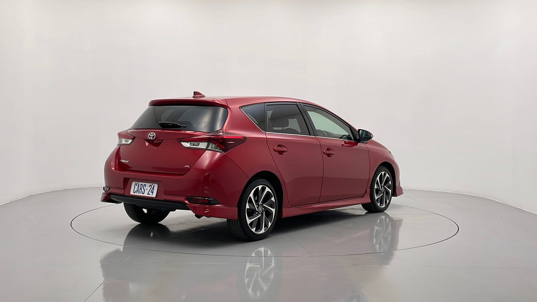 Right Back Diagonal (45- Degree) View