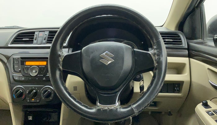 2016 Maruti Ciaz VXI, Petrol, Manual, 1,23,772 km, Steering Wheel Close Up