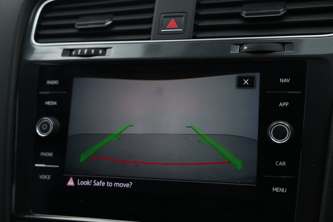 2018 Volkswagen Golf 110 Tsi Comfortline, Automatic, 84471 km, Parking Camera