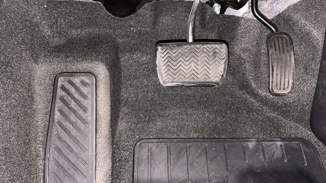 2024 Toyota Yaris Ascent Sport Hybrid, Automatic, 32050 km, Pedals and Footmat