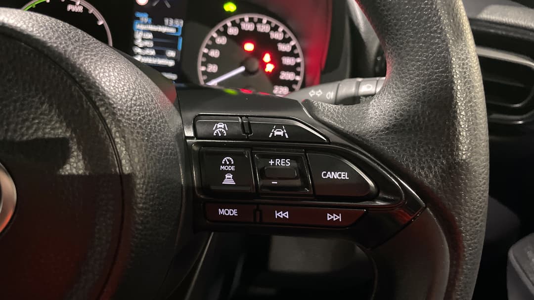 2024 Toyota Yaris Ascent Sport Hybrid, Automatic, 32050 km, Cruise Control
