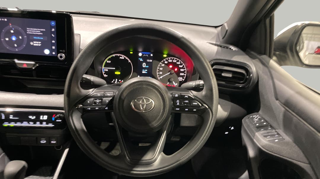 2024 Toyota Yaris Ascent Sport Hybrid, Automatic, 32050 km, Steering Wheel Close-up