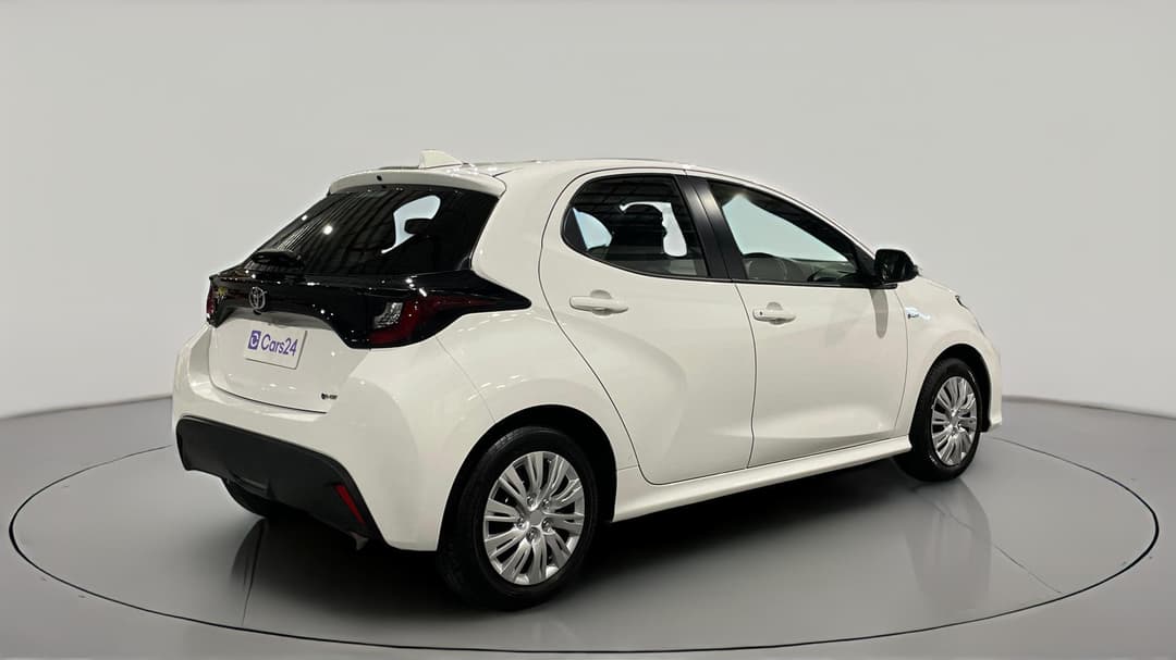 2024 Toyota Yaris Ascent Sport Hybrid, Automatic, 32050 km, Right Back Diagonal (45- Degree) View