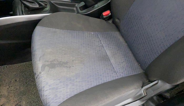 2021 Maruti Baleno ALPHA CVT PETROL 1.2, Petrol, Automatic, 42,148 km, Front left seat (passenger seat) - Cover slightly stained