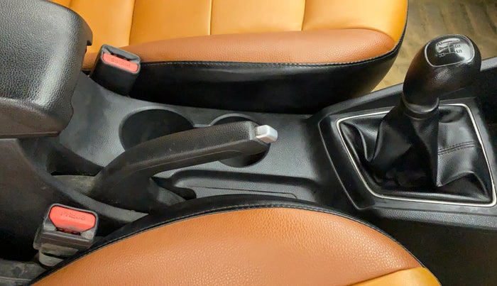 2018 Hyundai Elite i20 ASTA 1.2, Petrol, Manual, 44,165 km, Gear Lever