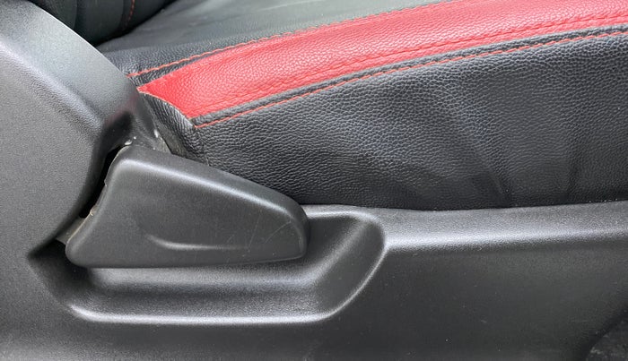 2018 Datsun Redi Go T (O), Petrol, Manual, 8,560 km, Driver Side Adjustment Panel