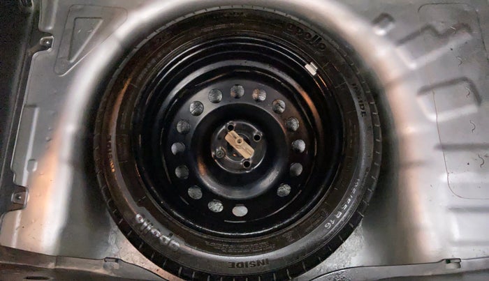 2015 Hyundai Elite i20 SPORTZ (O) 1.2, Petrol, Manual, 66,692 km, Spare Tyre