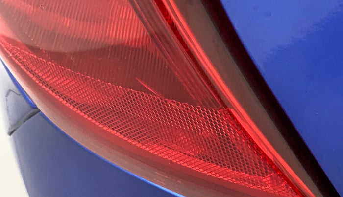 2013 Hyundai Eon ERA +, Petrol, Manual, 57,811 km, Left tail light - Minor damage