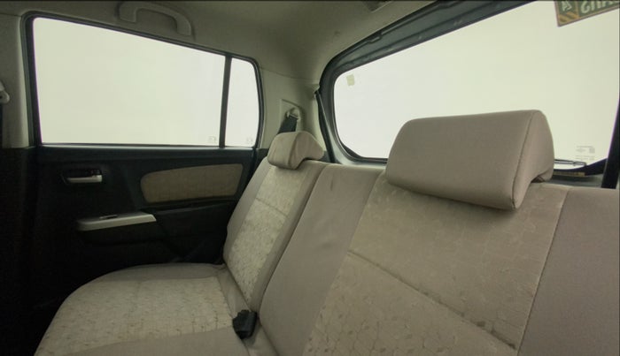 2013 Maruti Wagon R 1.0 VXI, Petrol, Manual, 48,692 km, Right Side Rear Door Cabin