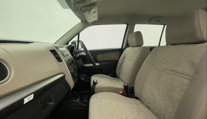 2013 Maruti Wagon R 1.0 VXI, Petrol, Manual, 48,692 km, Right Side Front Door Cabin