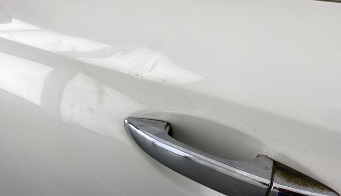 2017 Hyundai Elite i20 SPORTZ 1.2, Petrol, Manual, 55,381 km, Front passenger door - Slightly dented