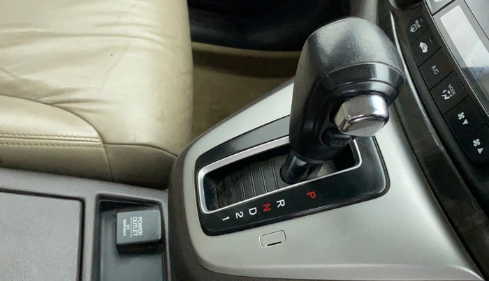 2014 Honda CRV 2.4L 2WD AT, Petrol, Automatic, 84,784 km, Gear Lever