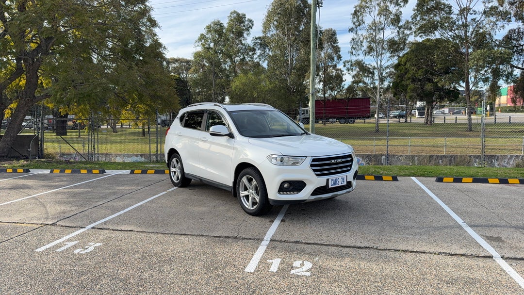 Right Front Diagonal (45- Degree) View