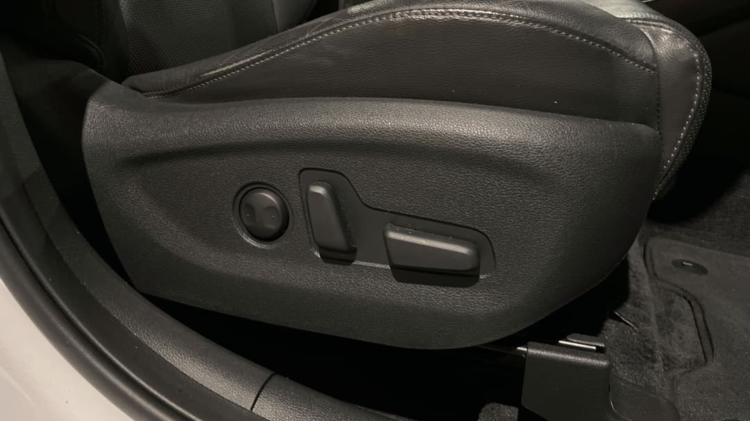 2020 Hyundai Tucson Elite (2WD), Automatic, 82938 km, Drivers Side Adjustment Panel