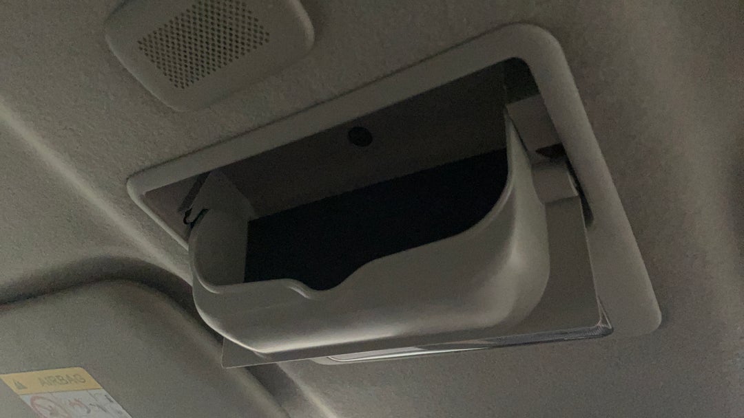 On-Roof Controls/Sunglass holder