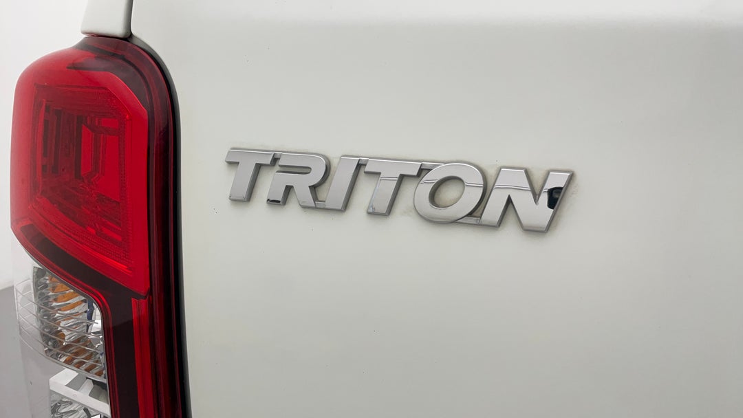 Badge (Boot Left Side)