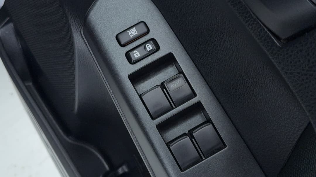 2018 Toyota RAV4 Gx (2WD), Automatic, 139062 km, Drivers Side Door Panel Controls