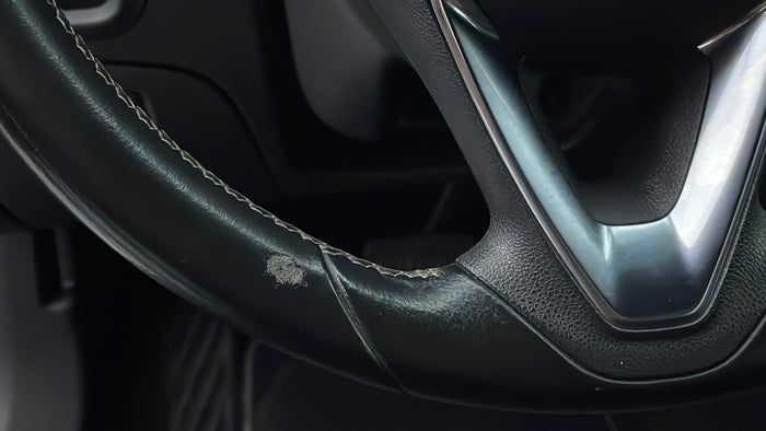 Opel Astra-Steering Wheel Trim Steering cover torn/damaged