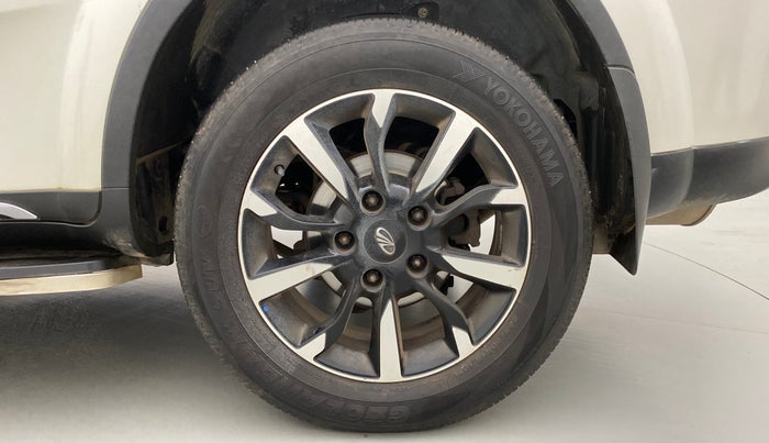 2019 Mahindra XUV500 W11(O), Diesel, Manual, 53,937 km, Left Rear Wheel