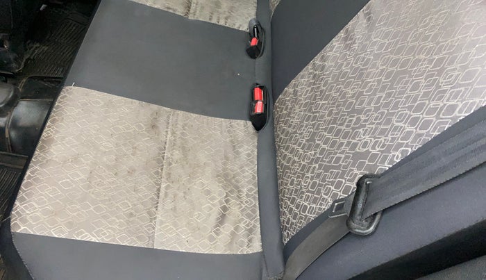 2017 Maruti Alto 800 LXI, Petrol, Manual, 84,685 km, Second-row left seat - Cover slightly stained