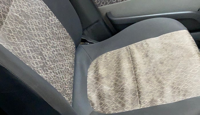 2017 Maruti Alto 800 LXI, Petrol, Manual, 84,685 km, Front left seat (passenger seat) - Cover slightly stained