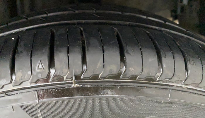 2015 Honda City SV MT PETROL, Petrol, Manual, 72,662 km, Left Rear Tyre Tread
