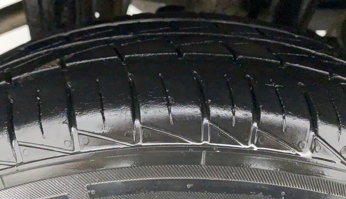 2019 Maruti Alto LXI, Petrol, Manual, 13,381 km, Right Rear Tyre Tread