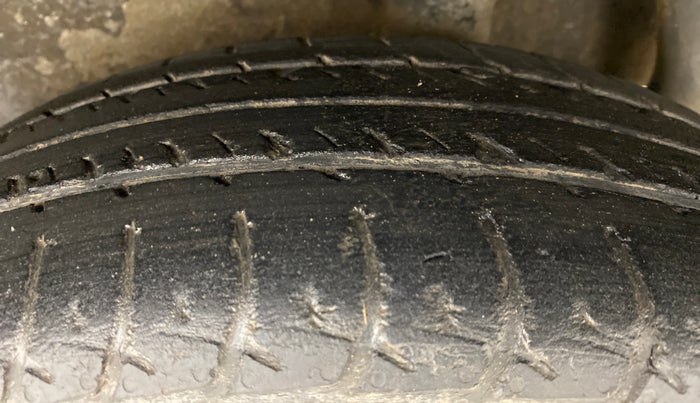 2015 Maruti Celerio ZXI AMT, Petrol, Automatic, 39,716 km, Left Rear Tyre Tread