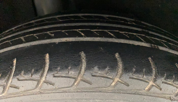 2017 Maruti Baleno DELTA CVT PETROL 1.2, Petrol, Automatic, 58,666 km, Right Rear Tyre Tread