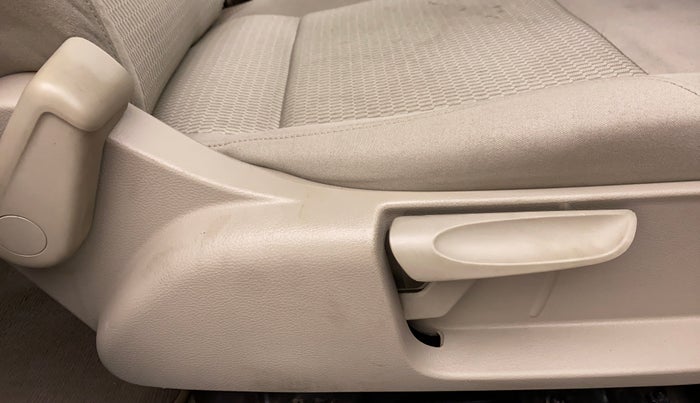 2014 Volkswagen Polo COMFORTLINE 1.2L PETROL, Petrol, Manual, 42,789 km, Driver Side Adjustment Panel