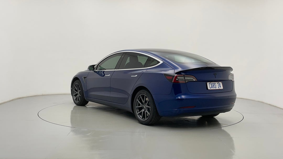 Left Back Diagonal (45- Degree) View